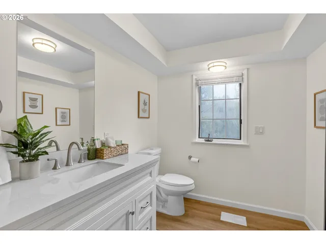 $799,900 | 7385 Southwest Alden Street, Portland, OR 97223