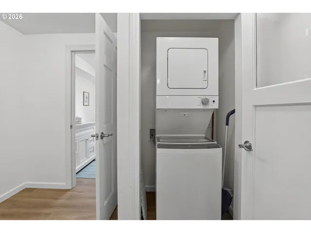 $799,900 | 7385 Southwest Alden Street, Portland, OR 97223