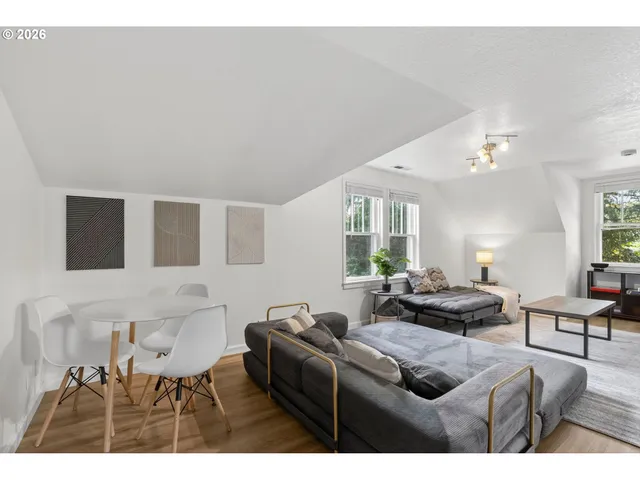 $799,900 | 7385 Southwest Alden Street, Portland, OR 97223