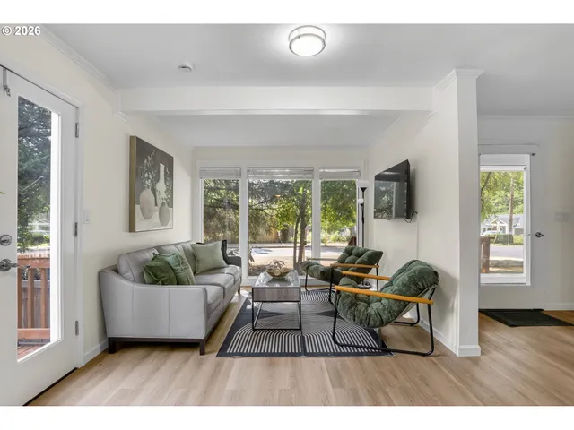 $799,900 | 7385 Southwest Alden Street, Portland, OR 97223