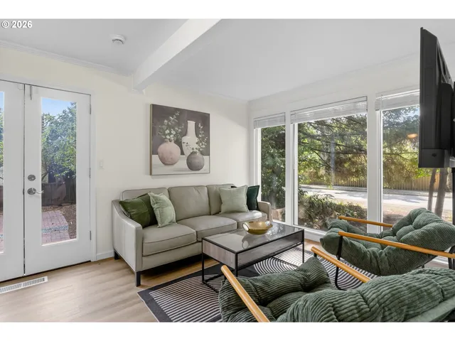 $799,900 | 7385 Southwest Alden Street, Portland, OR 97223