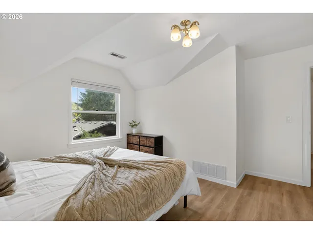 $799,900 | 7385 Southwest Alden Street, Portland, OR 97223