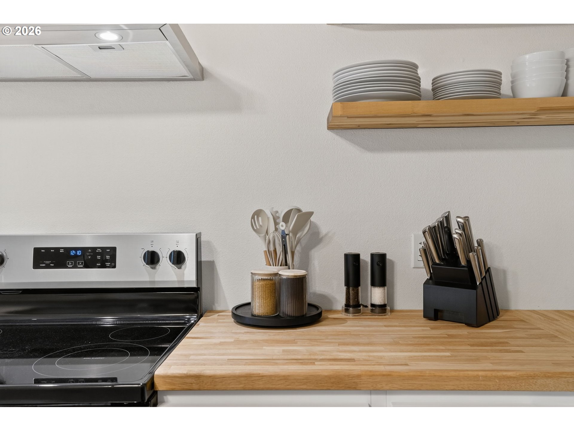 7385 Southwest Alden Street Portland, OR 97223 - Photo 10 of 48