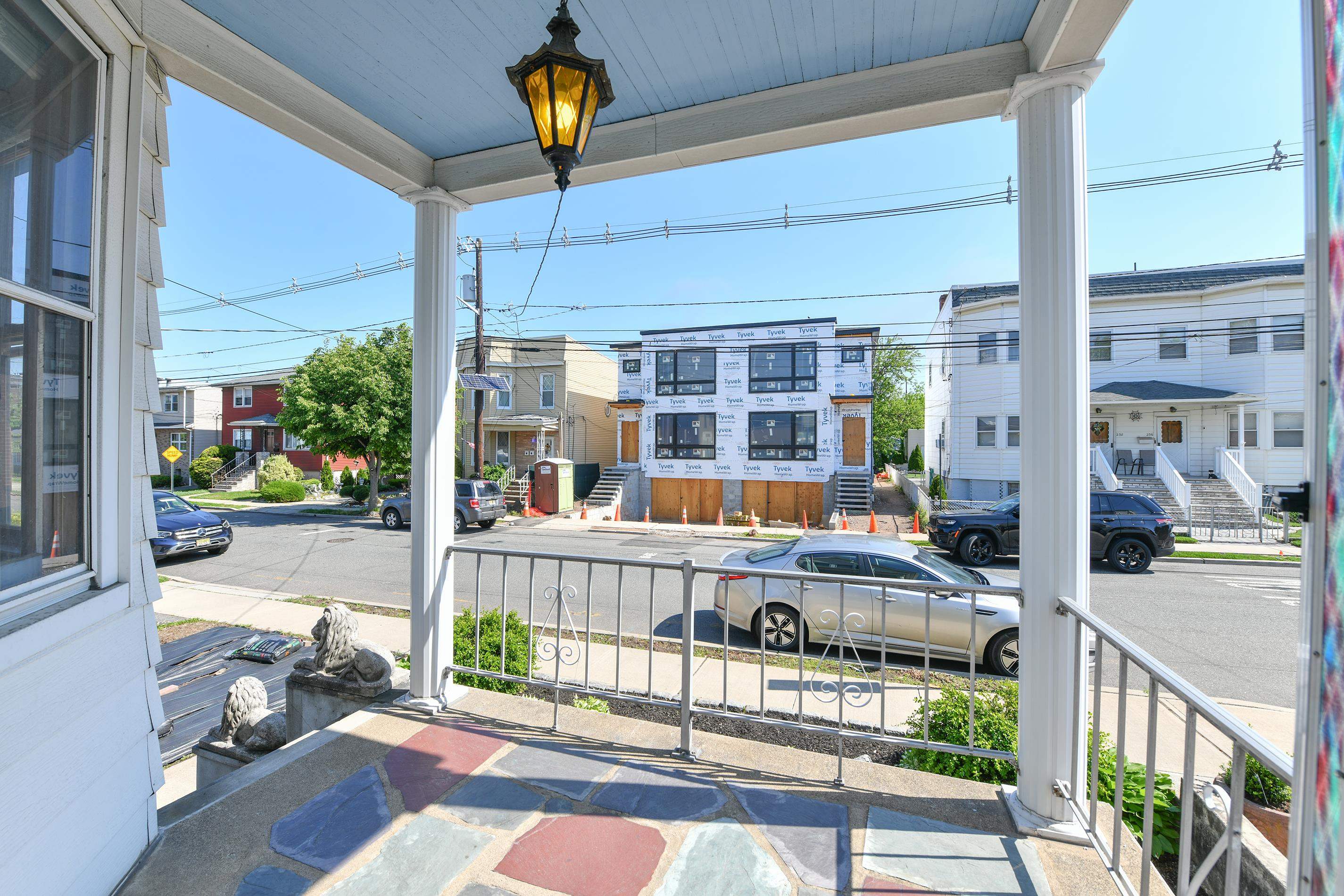 241 Maple Street Secaucus, NJ 07094 - Photo 26 of 34