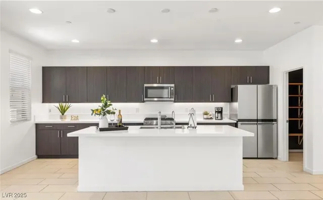 $3,000 | 11278 Kraft Mountain Avenue, Unit 101, Las Vegas, NV 89135