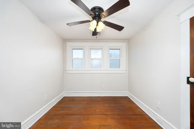 a view of empty room