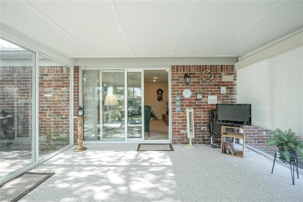 6310 Cromwell Road Indianapolis, IN 46250 - Photo 17 of 18 Gallery Image 17