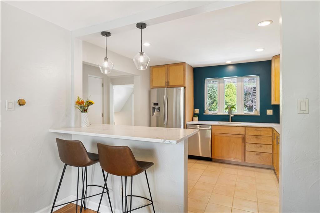 419 Salem Drive Pittsburgh, PA 15243 - Photo 15 of 43