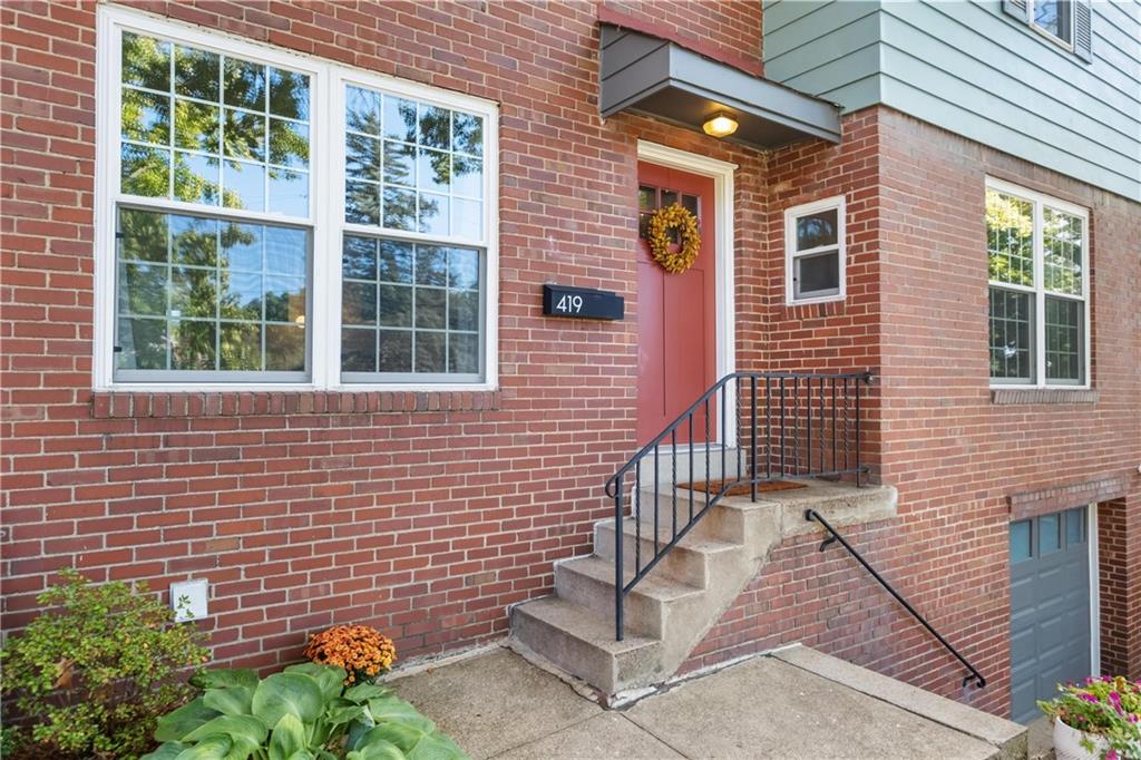 419 Salem Drive Pittsburgh, PA 15243 - Photo 5 of 43