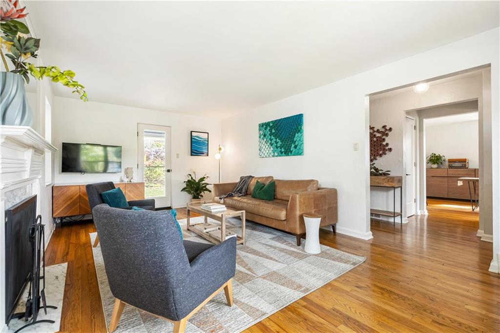 419 Salem Drive Pittsburgh, PA 15243 - Photo 9 of 43