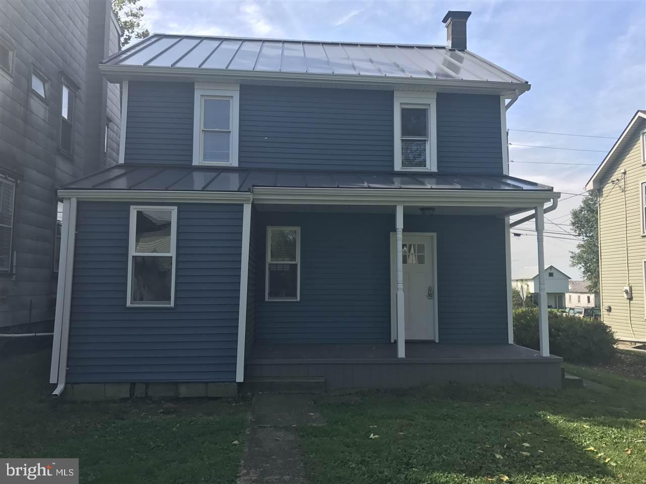 832 Lawn Road Palmyra, PA 17078 - Photo 5 of 20 Gallery Image 5