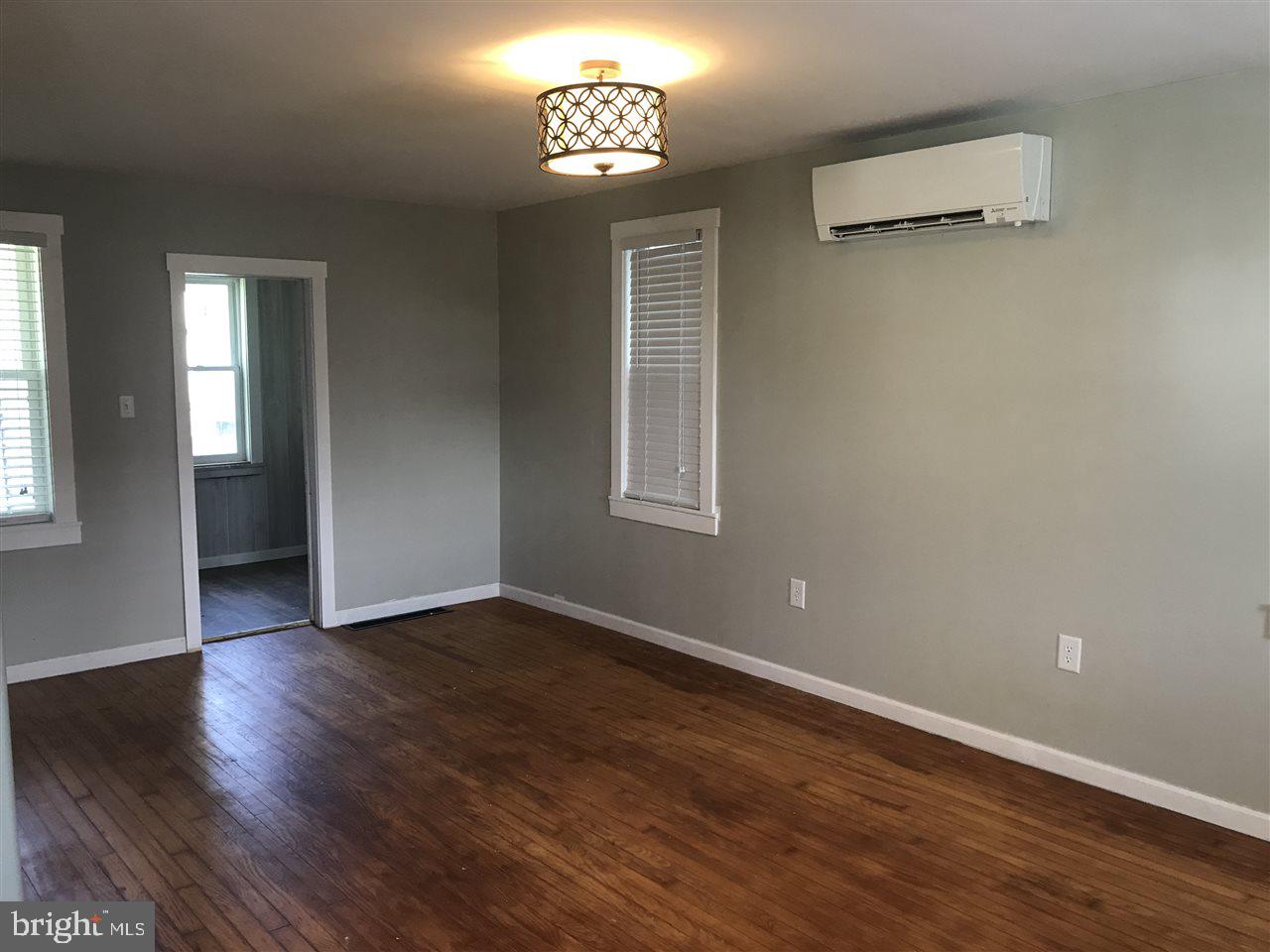 832 Lawn Road Palmyra, PA 17078 - Photo 10 of 20 Gallery Image 10