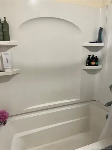 $2,100 | 115 Main Street, Unit 8, Norwalk, CT 06851