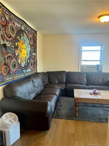 $2,100 | 115 Main Street, Unit 8, Norwalk, CT 06851