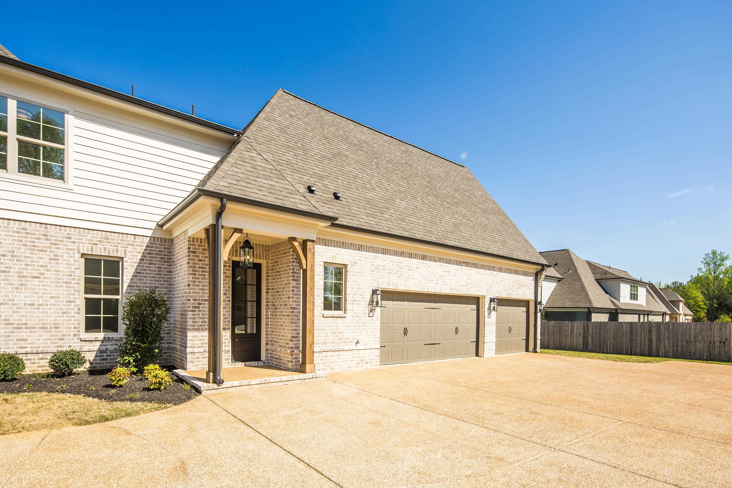 714 Windsor Hill Circle Collierville, TN 38017 - Photo 2 of 40