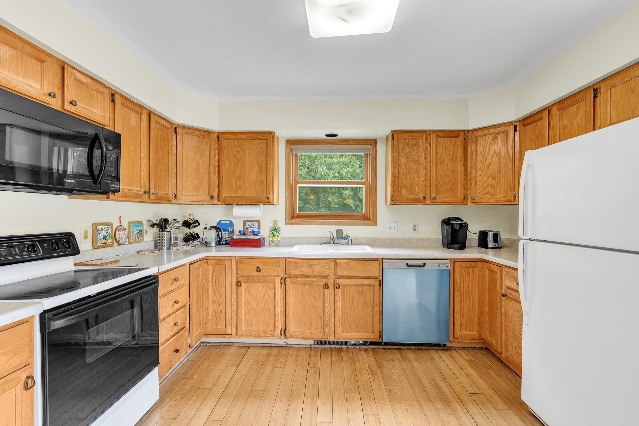 2941 Maple Run Drive Madison, WI 53719 - Photo 15 of 55