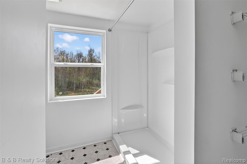 2468 Johnson Mill Road North Branch, MI 48461 - Photo 21 of 47 Gallery Image 21