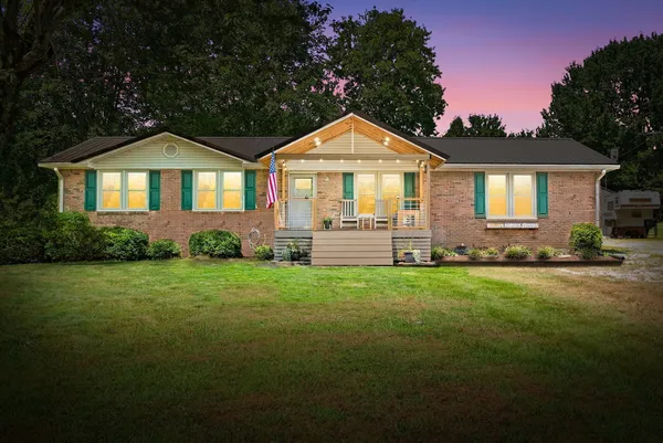 $400,000 | 3680 Zentmyer Road, Crofton, KY 42217