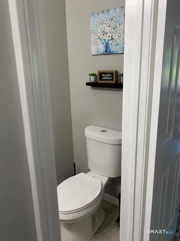 $275,900 | 380 Hitchcock Road, Unit 6, Waterbury, CT 06705