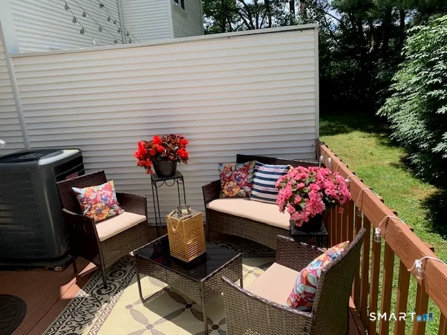 $275,900 | 380 Hitchcock Road, Unit 6, Waterbury, CT 06705