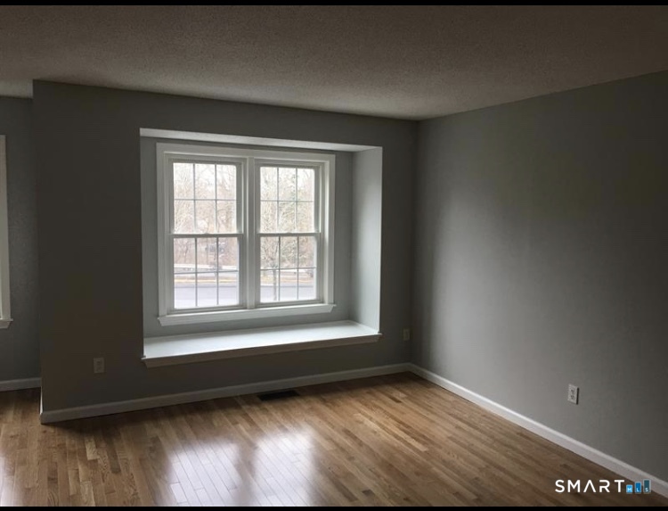 380 Hitchcock Road, Unit 6 Waterbury, CT 06705 - Photo 7 of 32