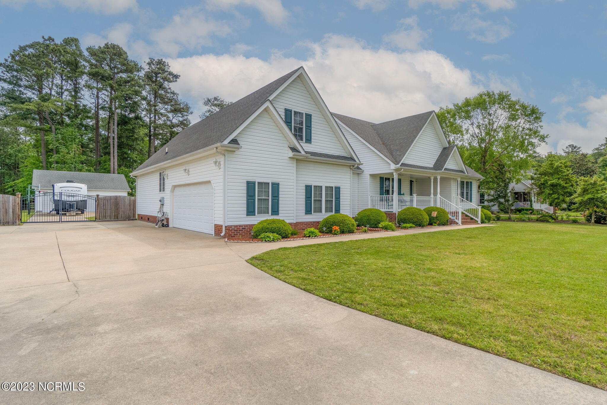 152 Country Club Road Camden, NC 27921 - Photo 2 of 44 Front view