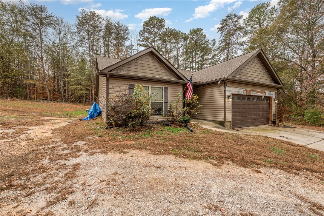 803 Garren Road Belton, SC 29627 - Photo 3 of 31