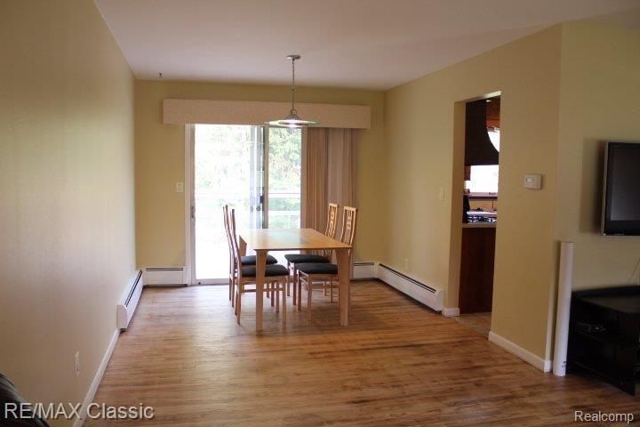 22 Endicott Howell, MI 48843 - Photo 5 of 17 DINING ROOM