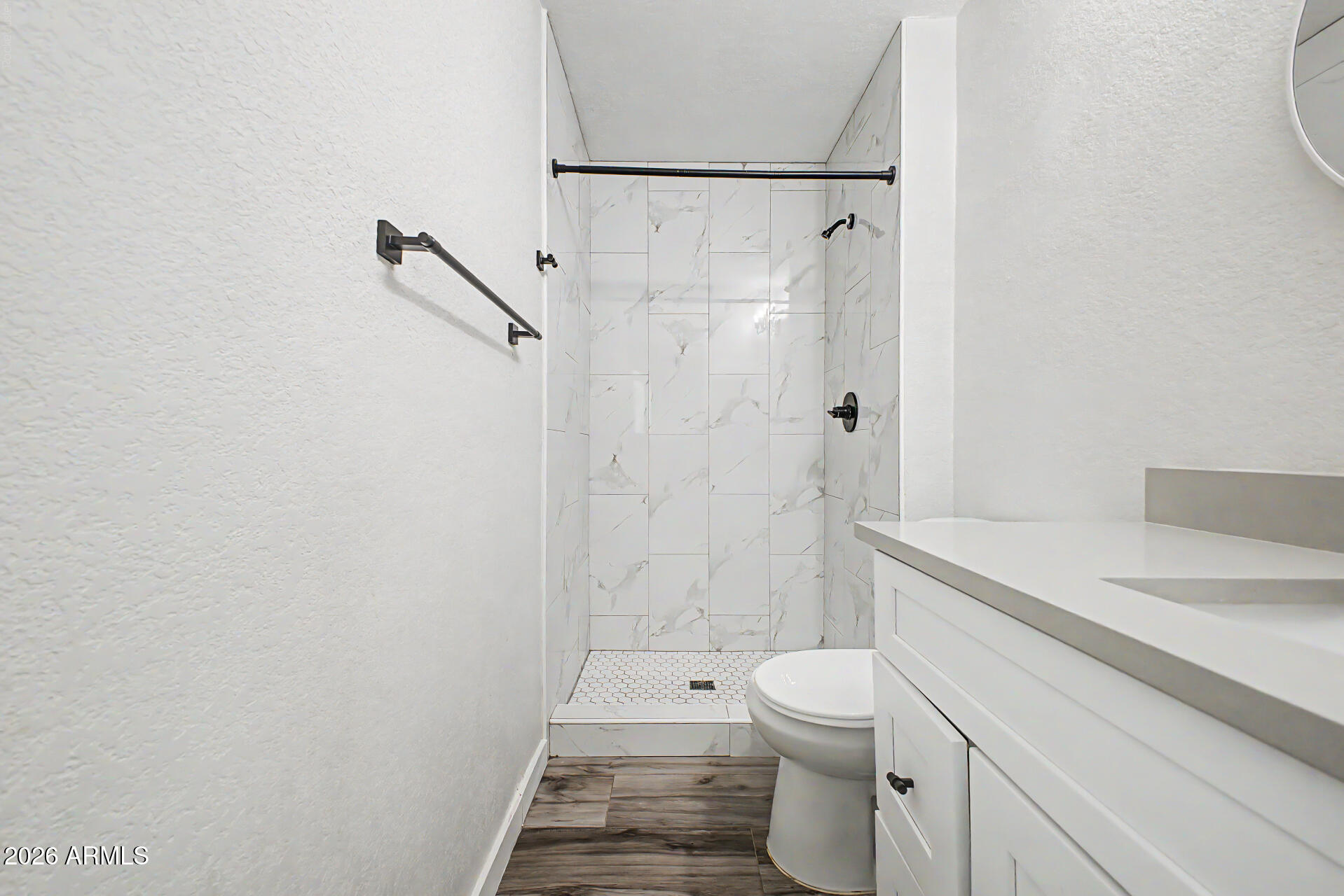 827 West Romo Jones Street Tempe, AZ 85281 - Photo 19 of 31 Primary Bathroom