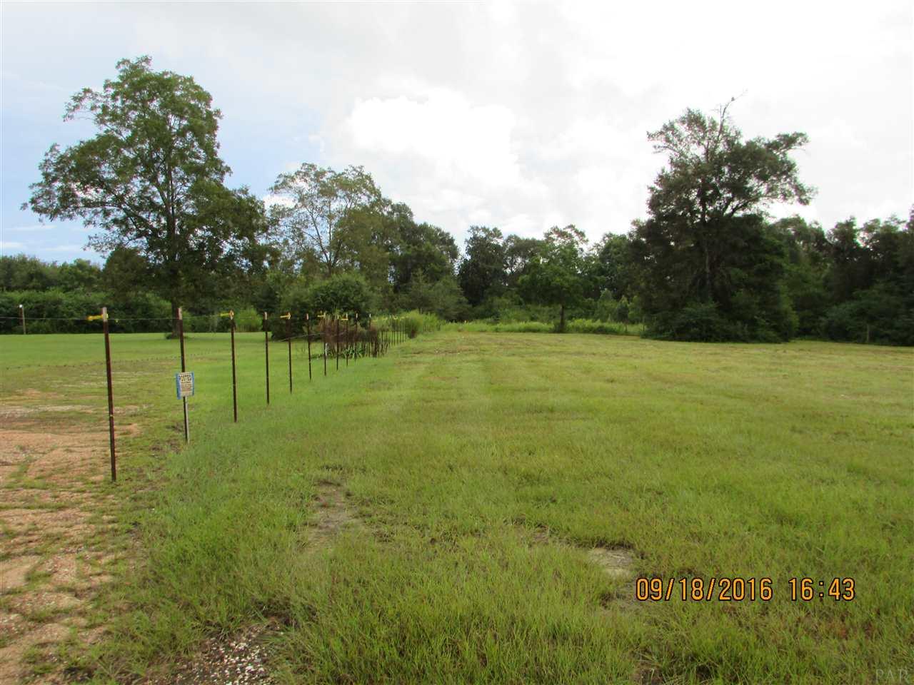 3120 East Chipper Road Cantonment, FL 32533 - Photo 2 of 25 Gallery Image 2