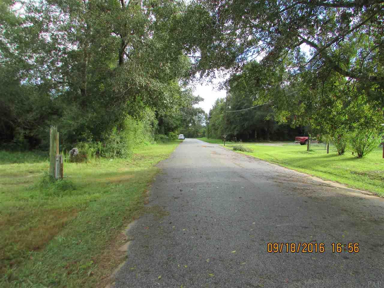 3120 East Chipper Road Cantonment, FL 32533 - Photo 3 of 25 Gallery Image 3