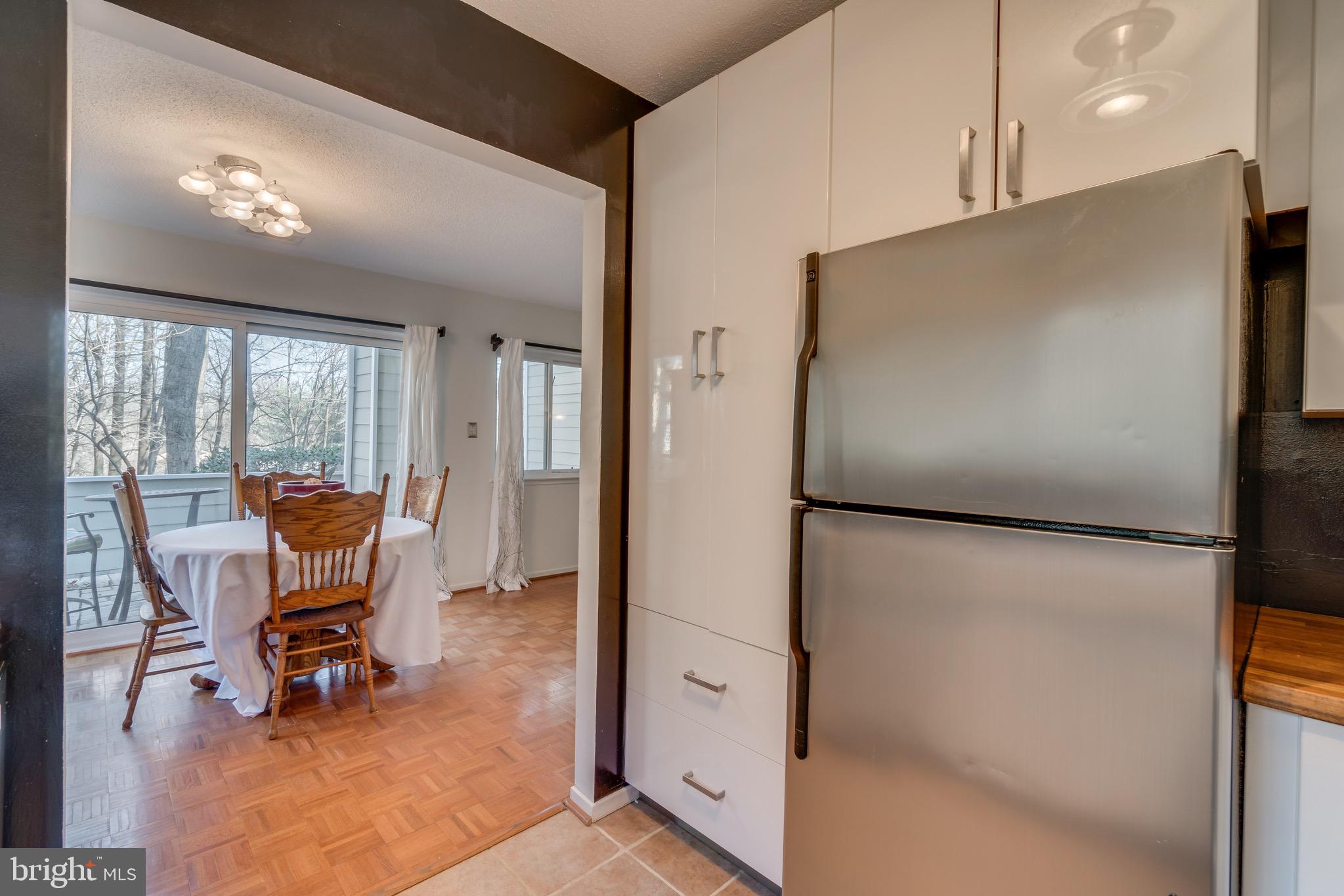 1954 Villaridge Drive Reston, VA 20191 - Photo 11 of 24 Super Sharp Updated Kitchen!