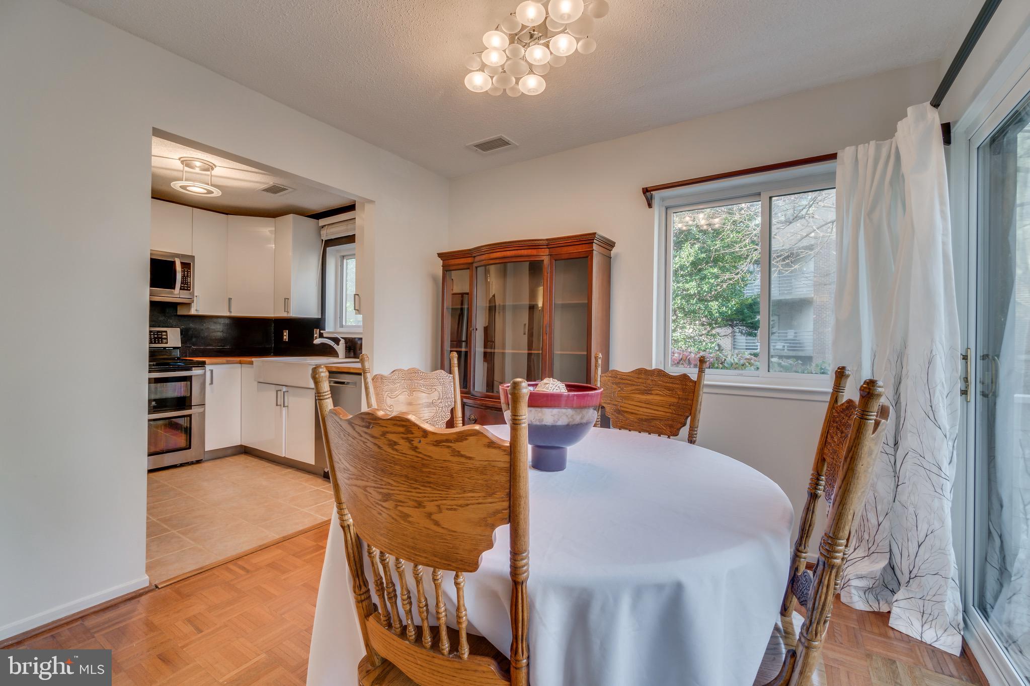 1954 Villaridge Drive Reston, VA 20191 - Photo 6 of 24 End Unit Means Windows on Three Sides!