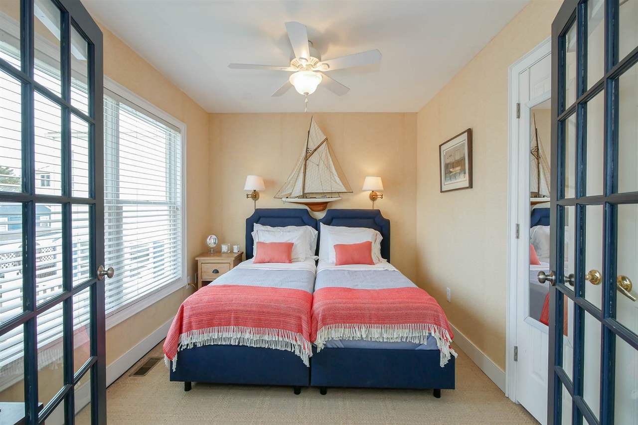 5 East Whittier Road Strathmere, NJ 08248 - Photo 10 of 25