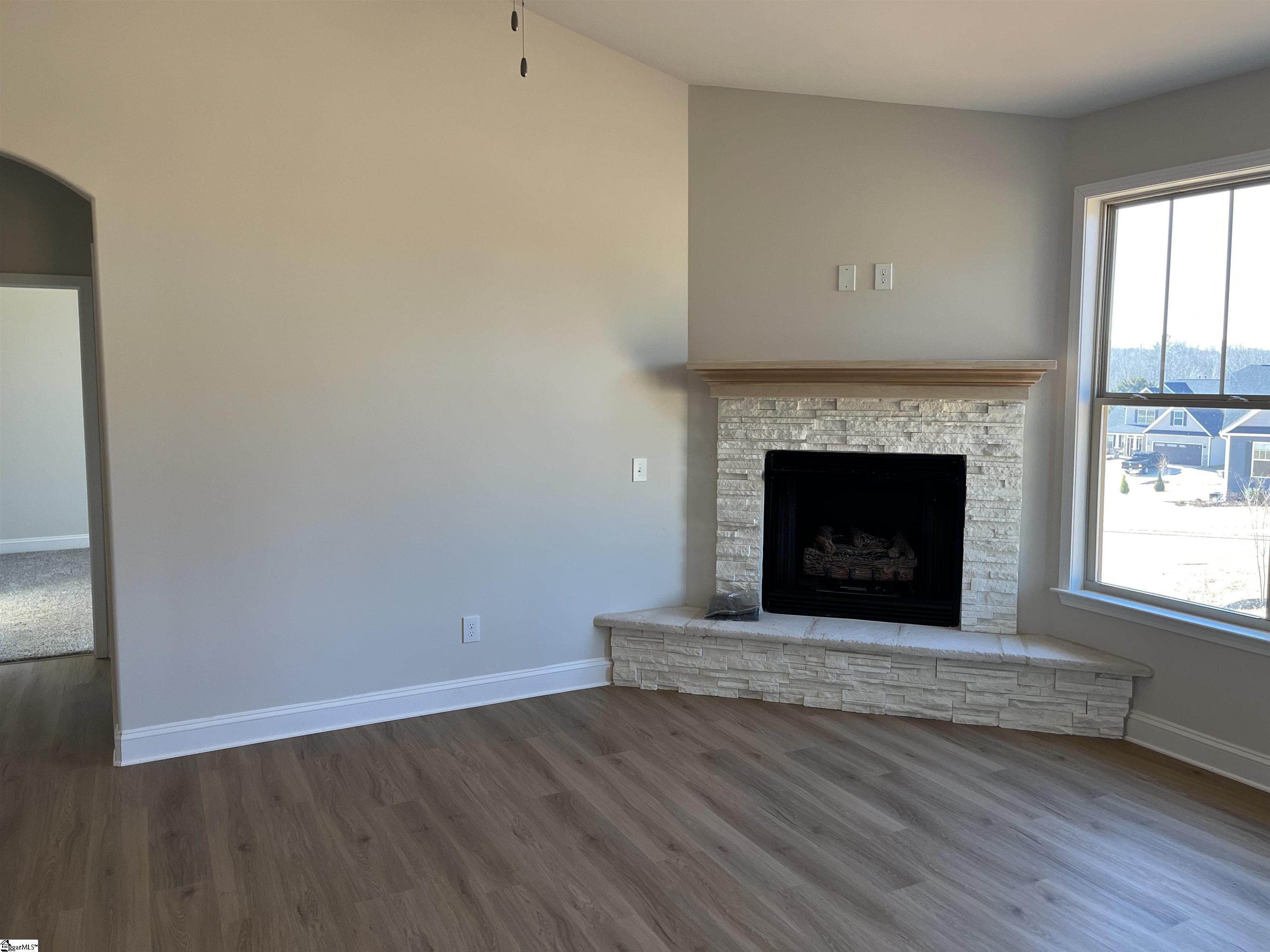 705 Ivey Jane Lane Greer, SC 29651 - Photo 5 of 14