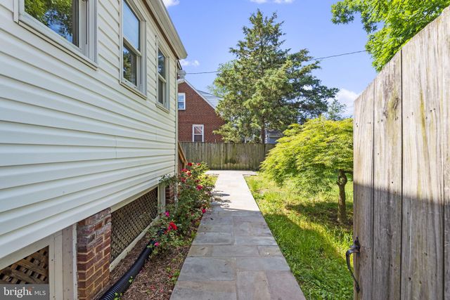$830,000 | 412 South Carlin Springs Road, Arlington, VA 22204