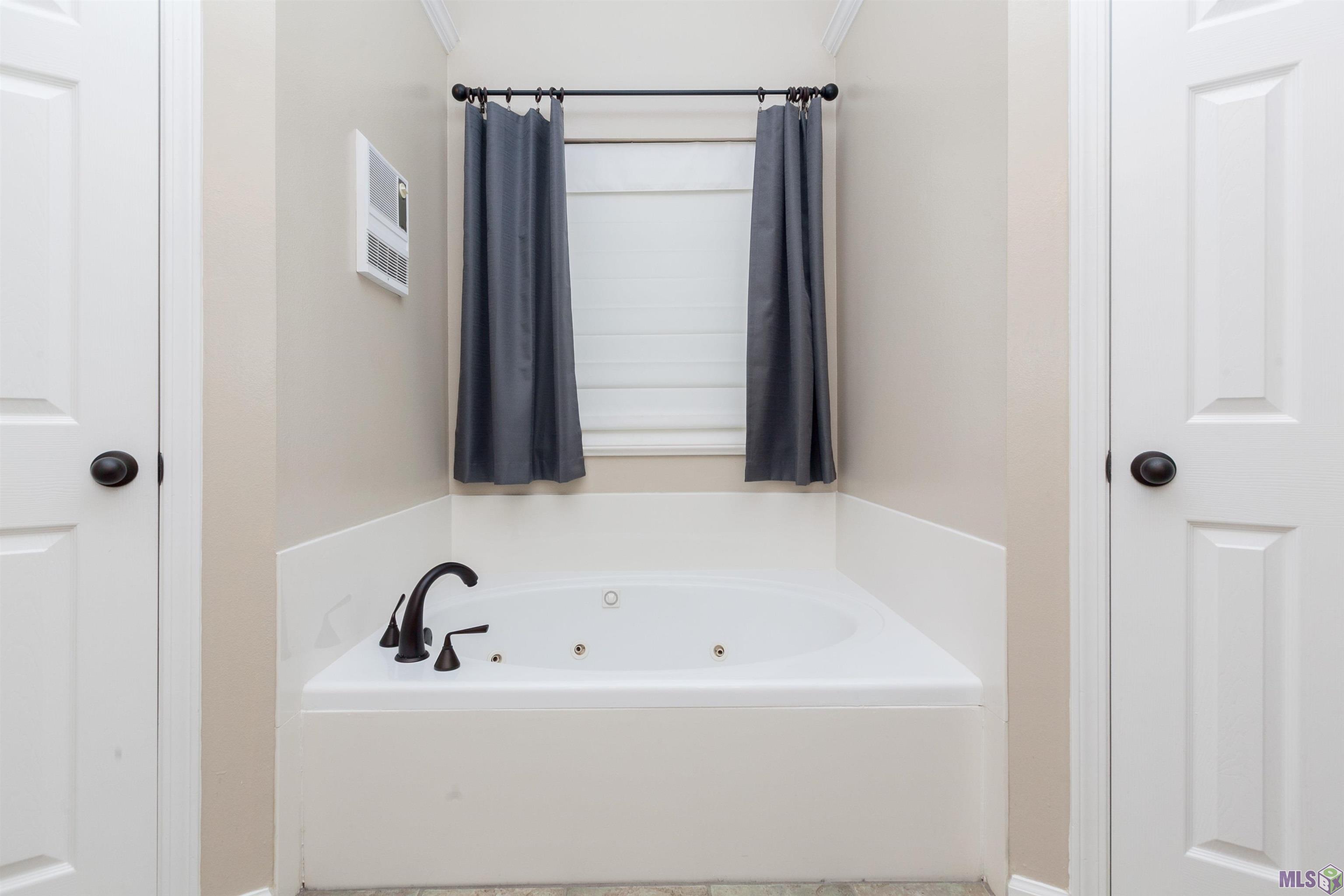 12483 Fairhope Way Baton Rouge, LA 70816 - Photo 13 of 28 Gallery Image 13
