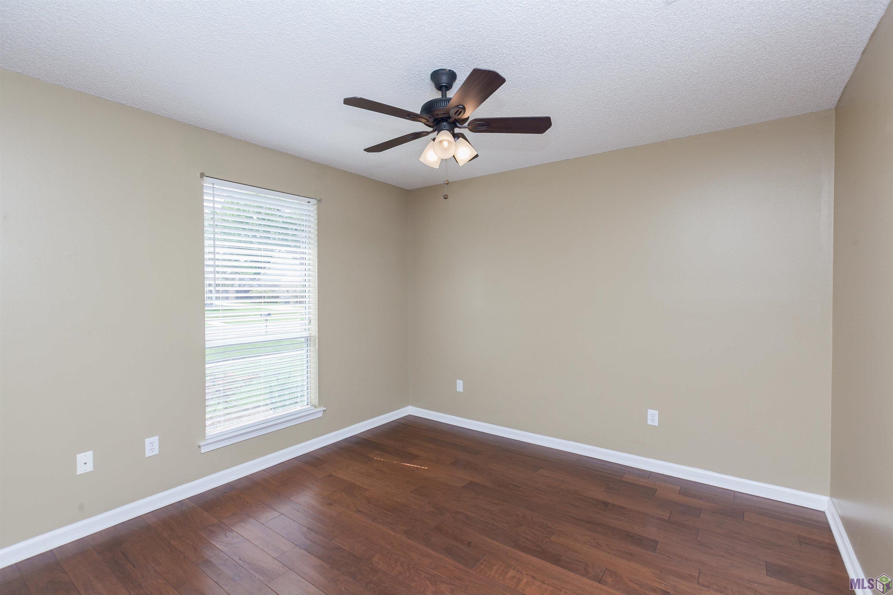 12483 Fairhope Way Baton Rouge, LA 70816 - Photo 5 of 28 Gallery Image 5