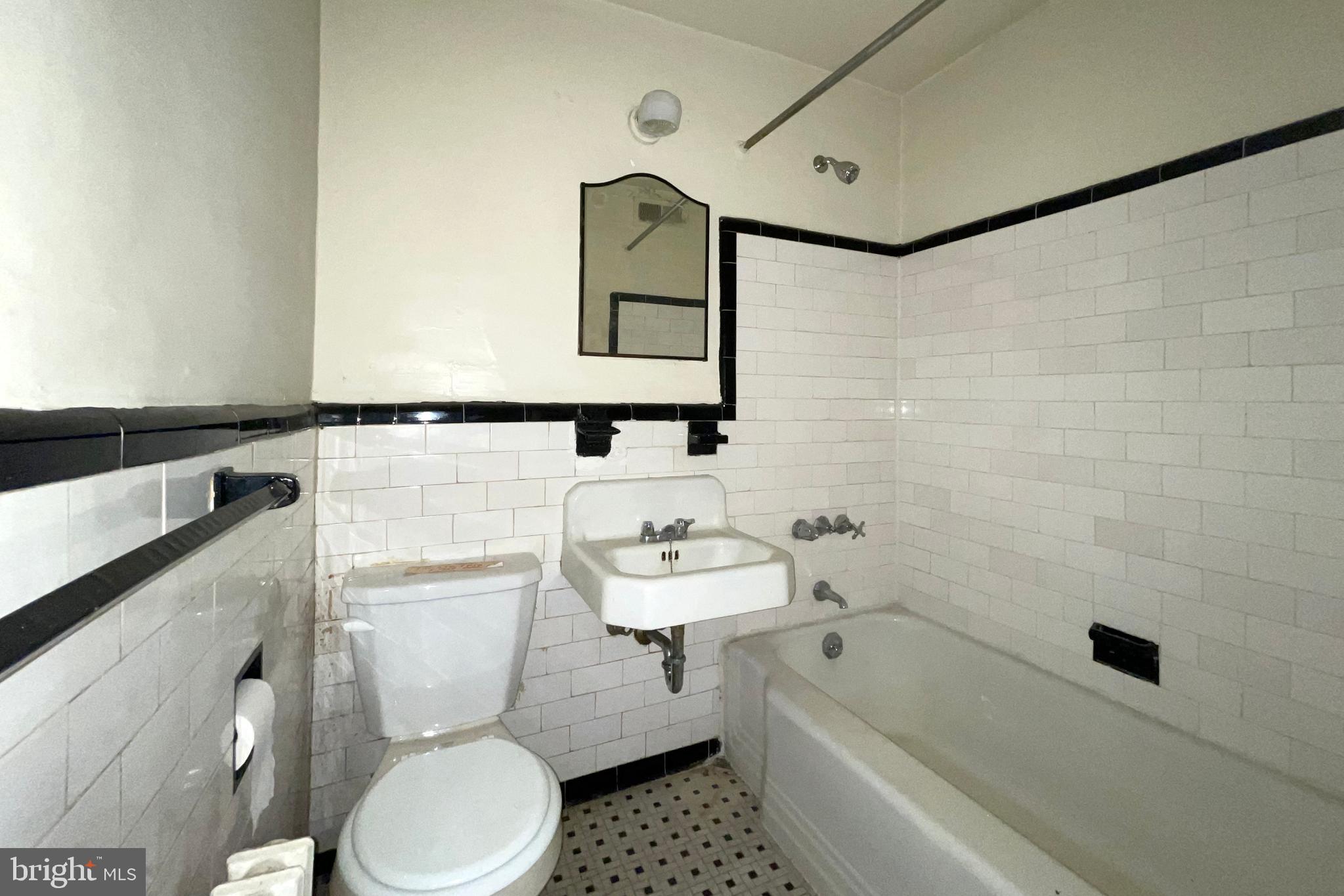 4027 Hilton Road Baltimore, MD 21215 - Photo 11 of 11 Gallery Image 11