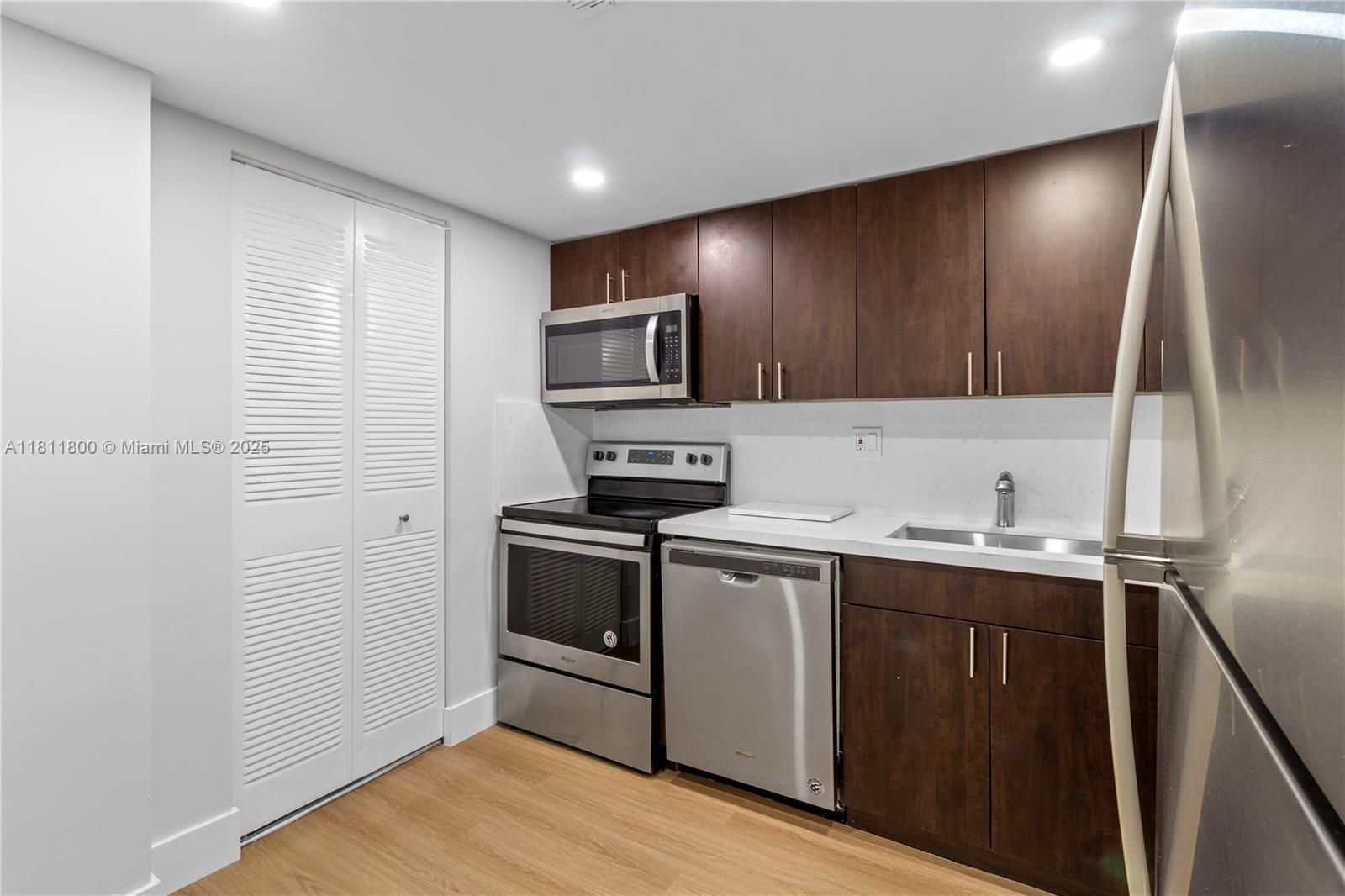 7900 South Colony Circle, Unit 206 Tamarac, FL 33321 - Photo 3 of 26