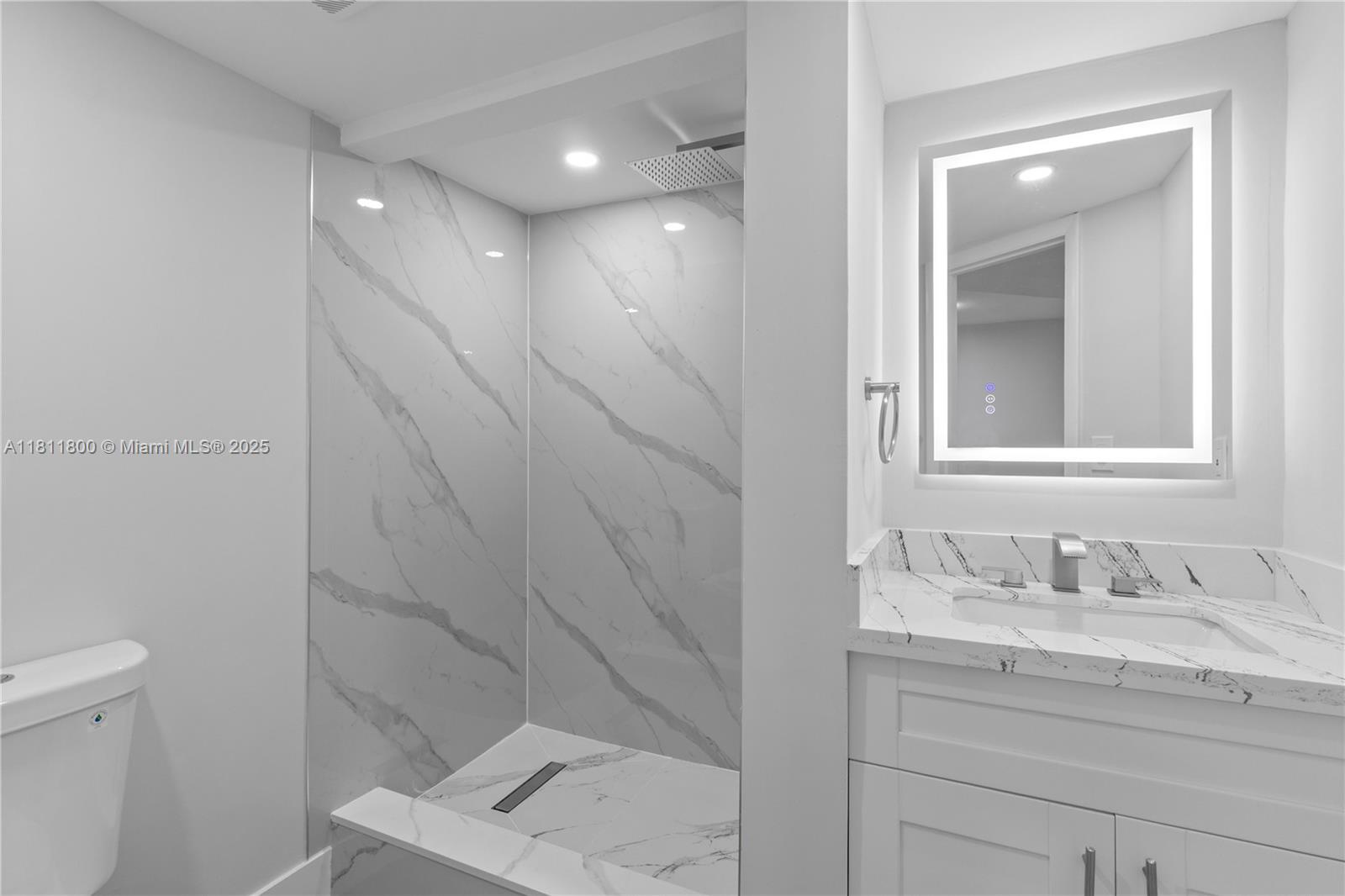 7900 South Colony Circle, Unit 206 Tamarac, FL 33321 - Photo 4 of 26