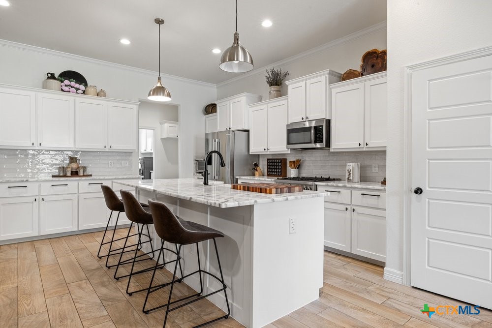 6016 Tivoli Road Temple, TX 76502 - Photo 14 of 48 Kitchen