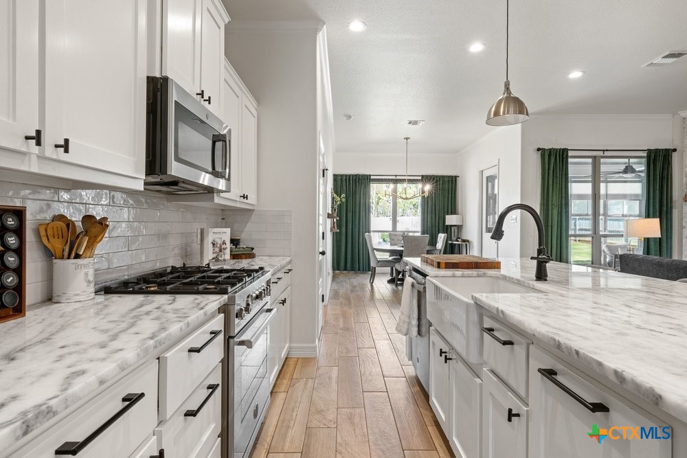 6016 Tivoli Road Temple, TX 76502 - Photo 22 of 48 Kitchen