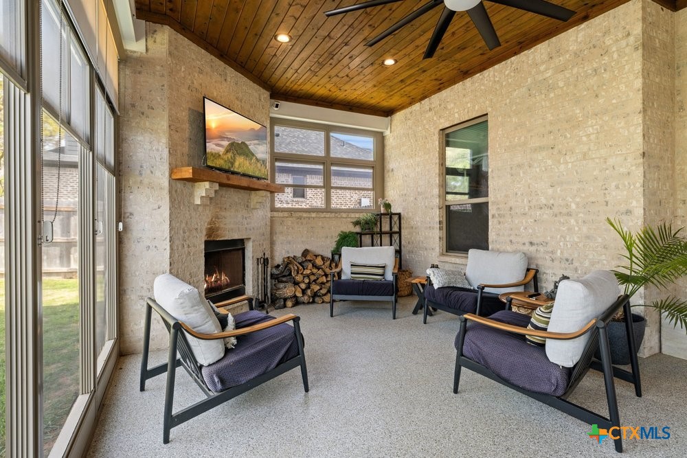 6016 Tivoli Road Temple, TX 76502 - Photo 31 of 48 Screened Porch