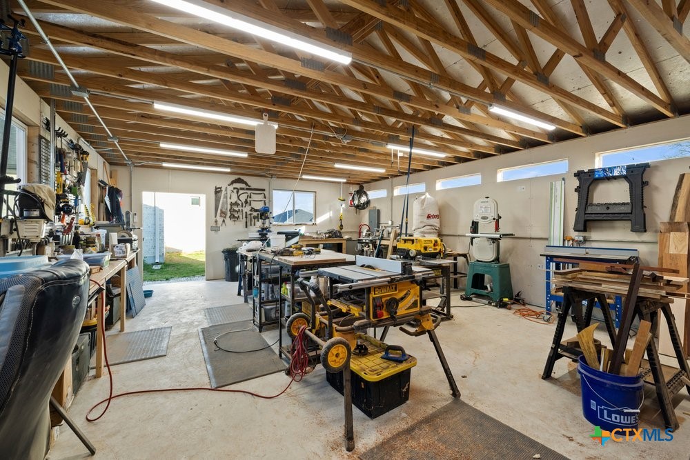 6016 Tivoli Road Temple, TX 76502 - Photo 38 of 48 Workshop