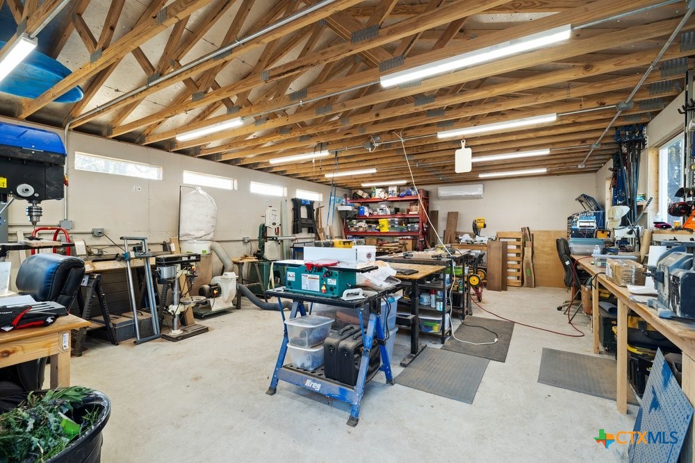 6016 Tivoli Road Temple, TX 76502 - Photo 4 of 48 Workshop