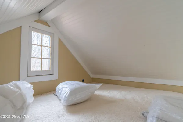 $129,900 | 52 Oakhill Road, Granville, NY 12832