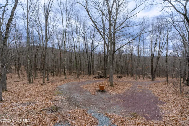 $129,900 | 52 Oakhill Road, Granville, NY 12832