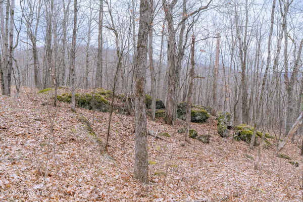 $129,900 | 52 Oakhill Road, Granville, NY 12832