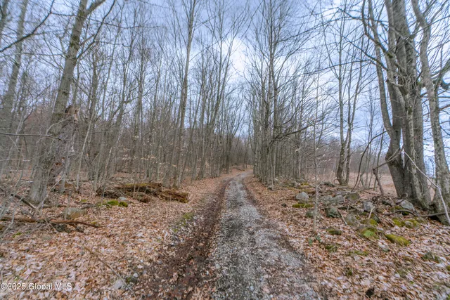 $129,900 | 52 Oakhill Road, Granville, NY 12832